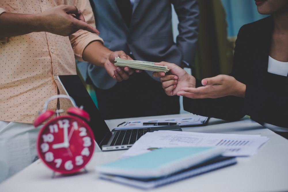 Get Short-Term Loans Instantly for Fast Financial Solutions