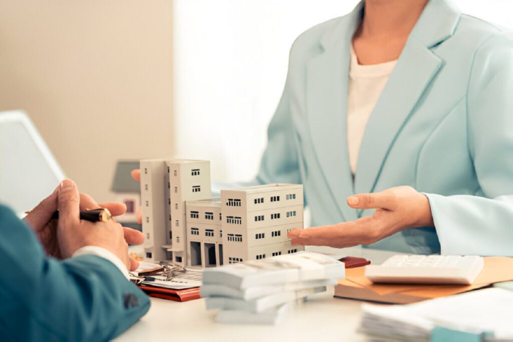 Discussing commercial private money loan services with property model