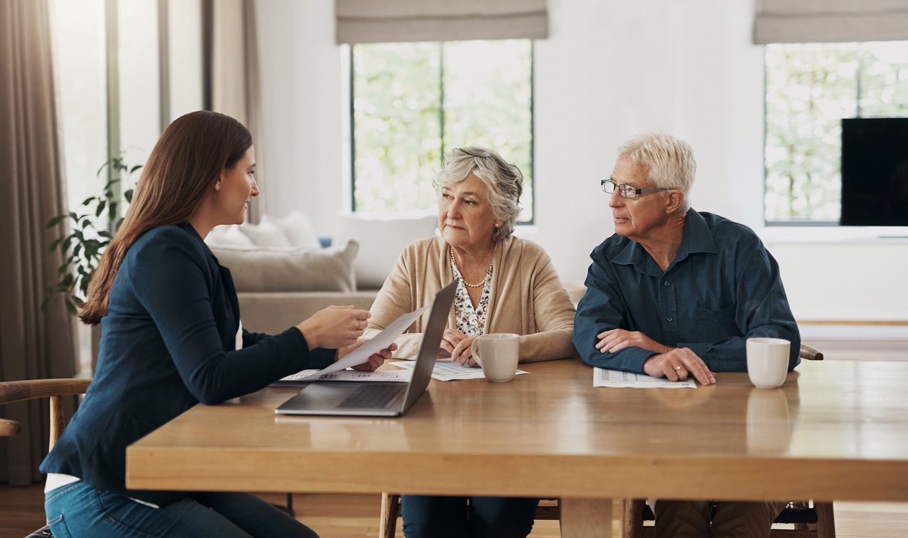 Financial advisor explaining loans without income verification