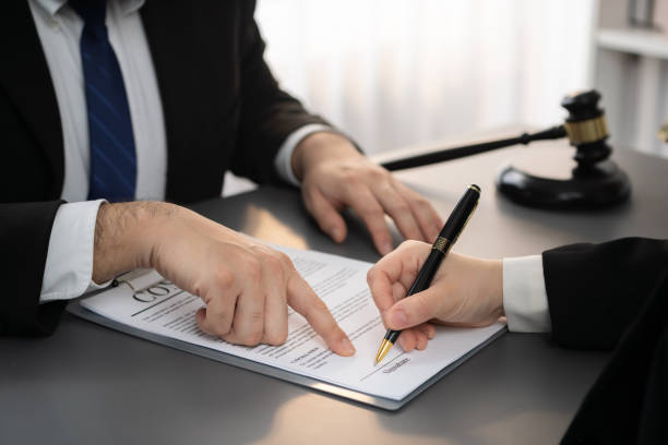Contract signing for commercial loan agreement